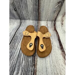 MMShoes Drift Away T-Strap Flip Flop - Sand NWT Size 10